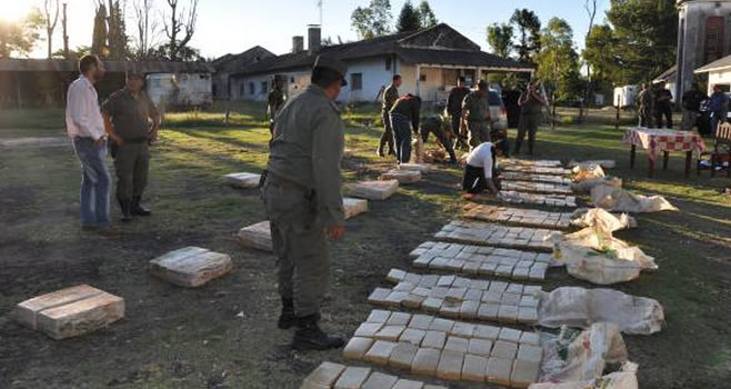 Gendarmería secuestró 700 kilos de marihuana en Entre Ríos