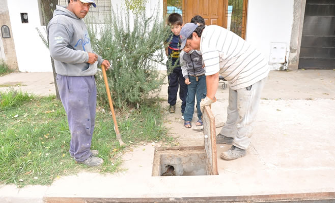 Obras Públicas desarrolló tareas de limpieza y desobstrucción en sumideros