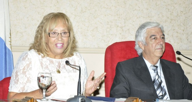 Stella Giroldi inaugura las Sesiones 2012 del Honorable Concejo Deliberante
