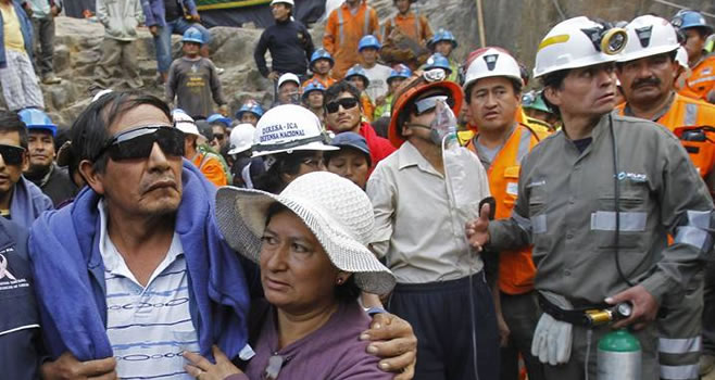 Rescataron vivos a los nueve mineros atrapados en Perú