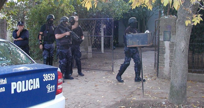 Secuestran Marihuana en el Bo.Sarmiento de Campana
