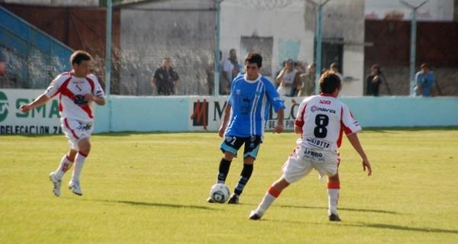 Empate de Defensores Unidos ante San Miguel