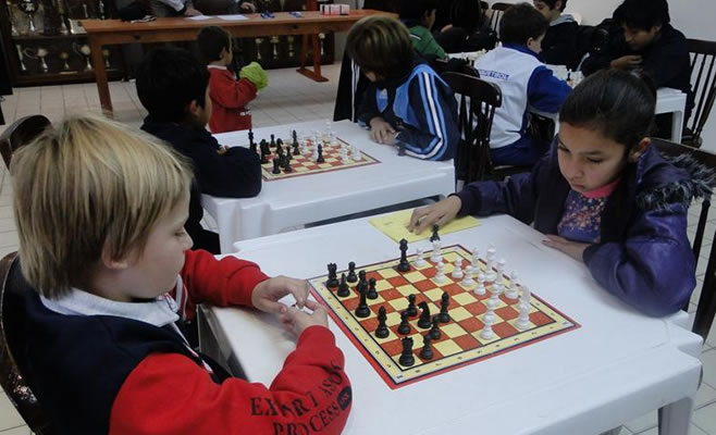Se realizó en forma exitosa el XXV Torneo Escolar de Ajedrez en las instalaciones del CNZ