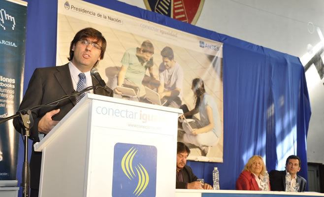 “La Argentina es el tercer país en el mundo que más invierte en tecnología”