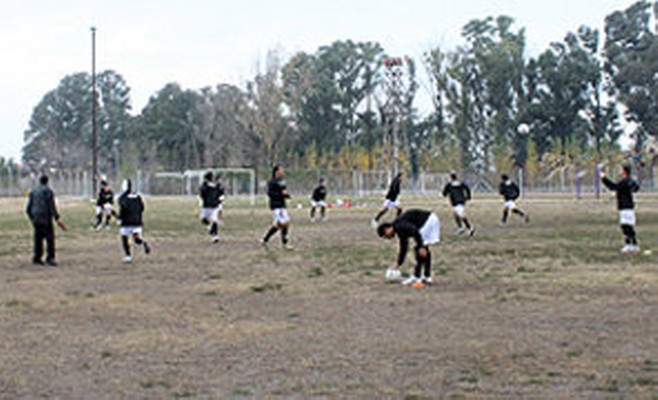 Continúa la pretemporada del Viola