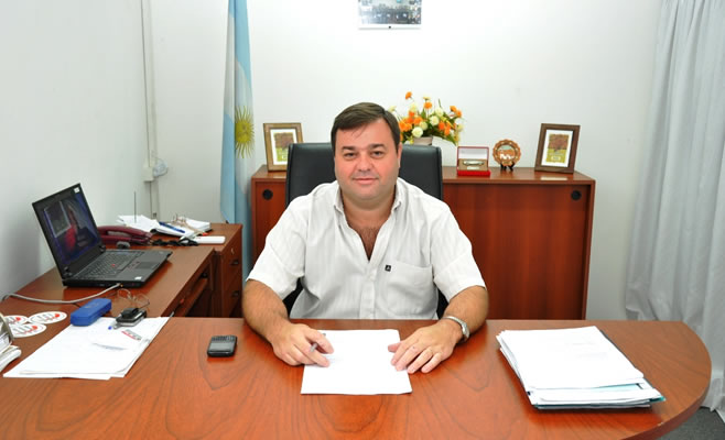 “El proyecto de la Escuela de Policía sigue tan firme como siempre”