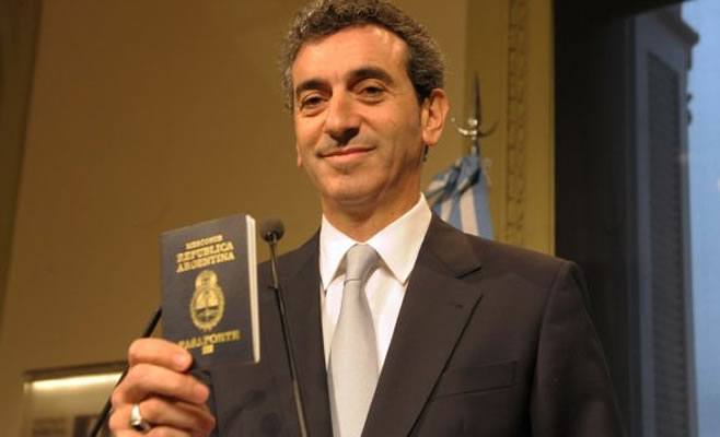 El nuevo pasaporte tendrá un chip y costará el triple