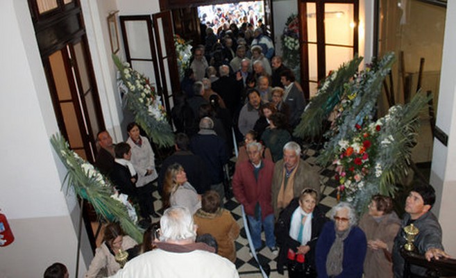 Conmovedora y multitudinaria despedida a Jorge Rubén Varela