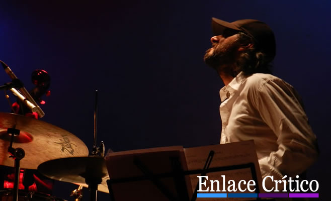 ¡Un Escalandrum se devoró al Teatro del Círculo!