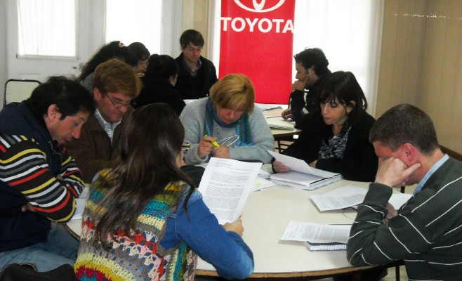Fundación Leer y Toyota organizaron tres Clínicas de Comprensión Lectora