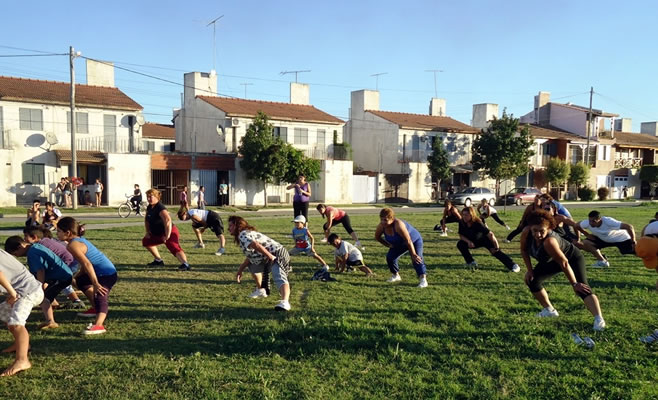 Caminatas Aeróbicas y Simultáneas de Ajedrez en el barrio Lubo