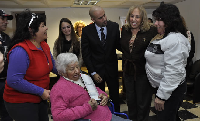 Entrega escrituras Campana 4