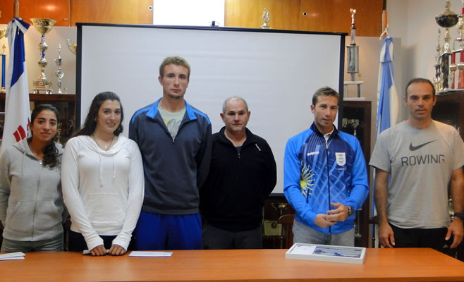 Conferencia de Prensa de los remeros del CNZ