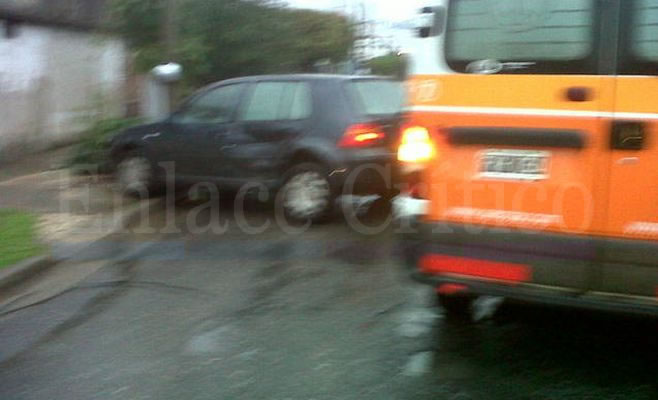 Bajo la lluvia, despiste y al Hospital