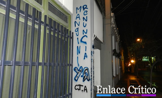 Partidarios de "Zárate de Pie" intentaron quebrar el corte de los trabajadores de Cooperativa