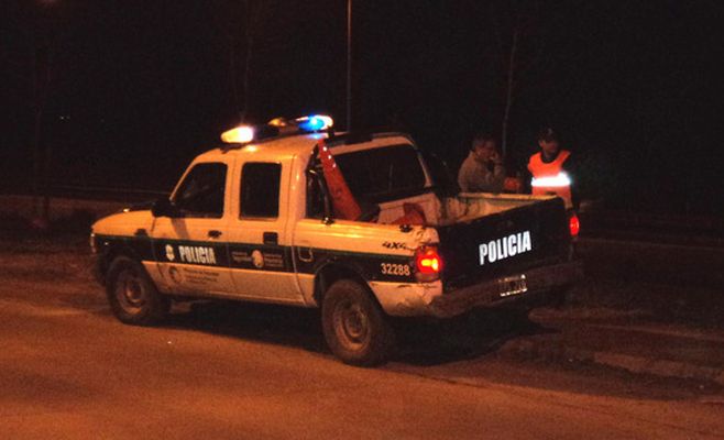 Noche de tiros y persecución en el Bo. Las Acacias de Campana