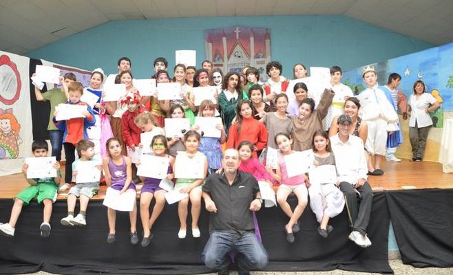 El Taller de Teatro Infantil celebra el Día del Niño en Campana
