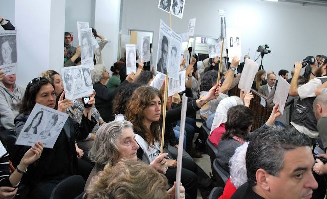 Por la Memoria, la Verdad y la Justicia, ¡Castigo a los Genocidas!