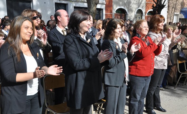 Acto oficial por el Día del Maestro en la Escuela Nº 10 “Domingo Faustino Sarmiento”