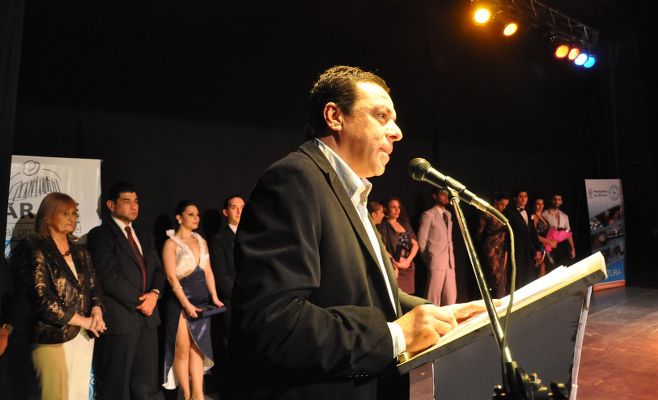 El Intendente Cáffaro reconoció a bailarines que representan a Zárate fuera de la ciudad
