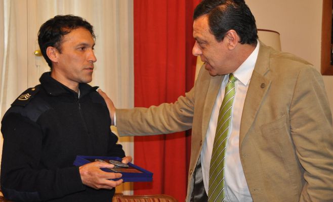 El intendente Osvaldo Cáffaro reconoció a policías por su destacada actuación en servicio