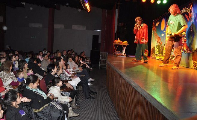 La obra infantil "Secretos" en el Club Esso