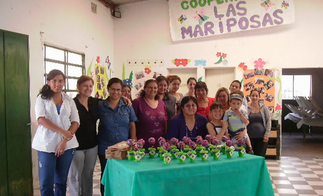 El Equipo Interdisciplinario de Familia y Género realizó talleres de formación e información en Malvicino y Barrio Zárate