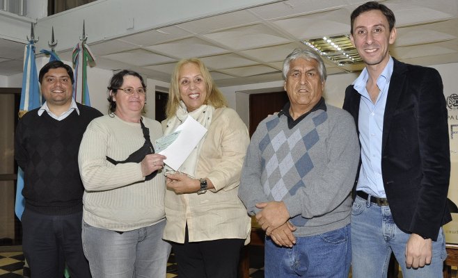 Giroldi encabezó la entrega de FOMEPRO y Certificados de Capacitación