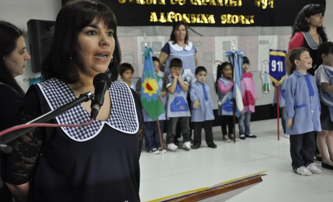 Se impuso el nombre de Alfonsina Storni al Jardín de Infantes Nº 921