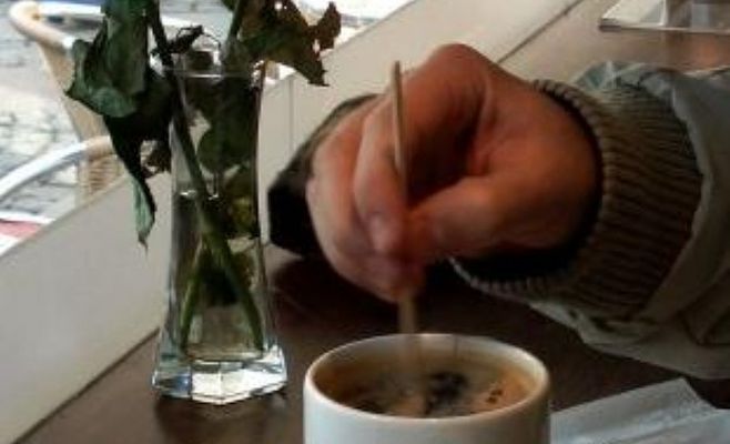 Demoliendo mitos: manual para rever la sociedad argentina