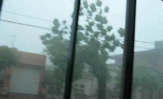 Todo normal en la zona a pesar de la tormenta. Persiste el alerta meteorológico