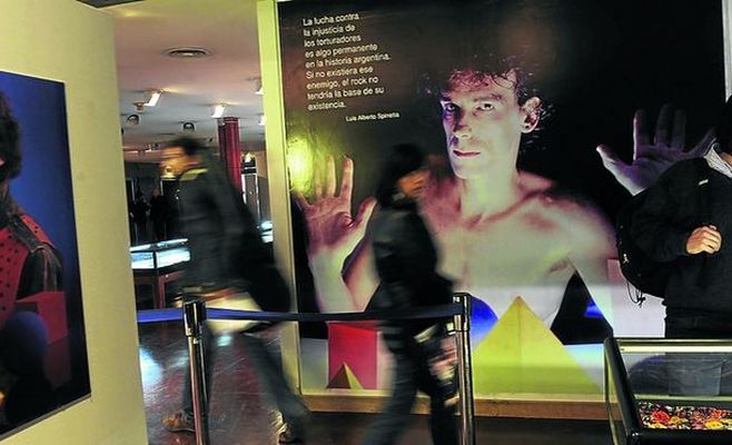 El universo íntimo de Spinetta, en la Biblioteca Nacional