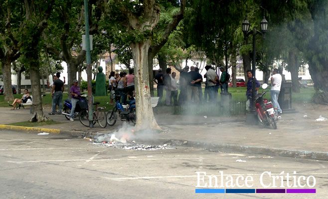 En el día del 20N, ATE continúa su reclamo frente a la Municipalidad