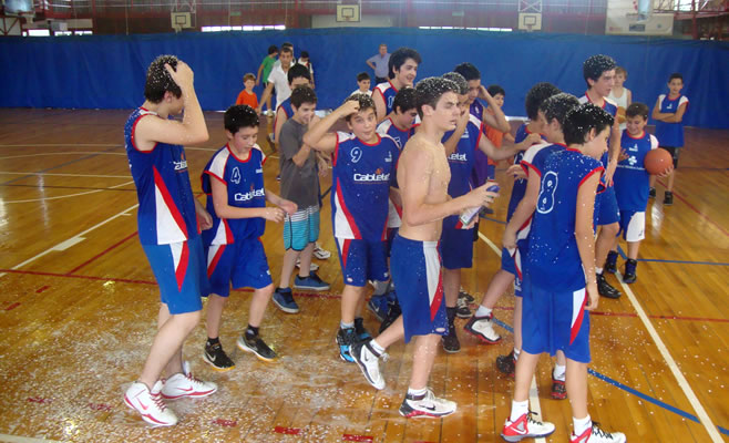 Campeones de punta a punta