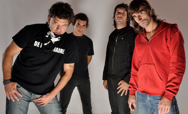 ENI y D Pie, junto a Bulldog, hoy en Campana