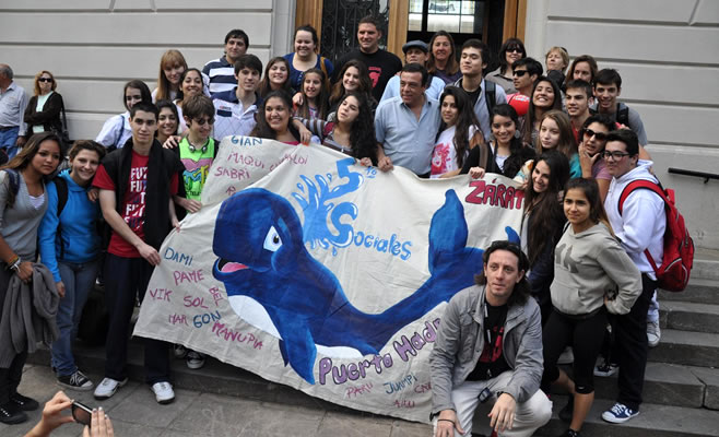 Cáffaro despidió a los ganadores de COSTA JOVEN que partieron rumbo a Puerto Madryn