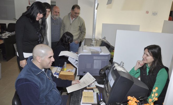 La Dirección de Tránsito continúa la entrega de Licencias de Conducir