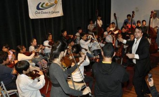 Concierto por el Segundo Aniversario de la Orquesta Escuela de Campana