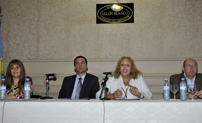 Giroldi encabezó el desarrollo de la Primera Jornada del Seminario “Atención al Ciudadano”