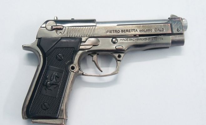 Robó con una arma de juguete y lo detuvieron. Tenía 14 años