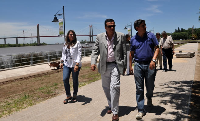 Osvaldo Cáffaro recorrió la obra de la Fase III del Paseo de la Ribera a días de su inauguración