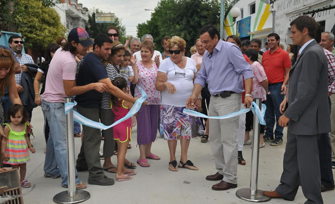 Quedó inaugurada la repavimentación de calle Matheu