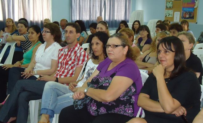 Charla sobre drogadependencia