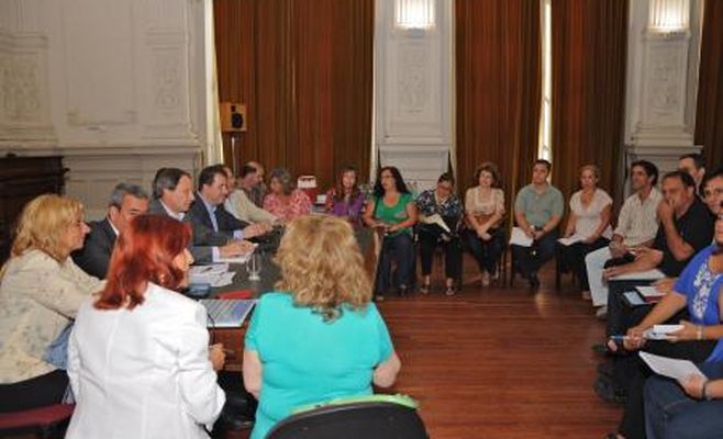 Paritaria Docente: Fuerte presencia de SUTEBA en la reunión con la Dirección de Cultura