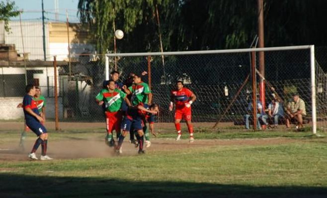 Complicado fin de semana para los equipos de la zona en los torneos regionales