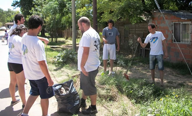 Tareas de limpieza en Villa Negri