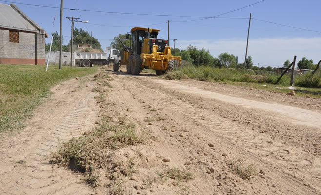 Trabajos de mantenimiento en el barrio Las Praderas
