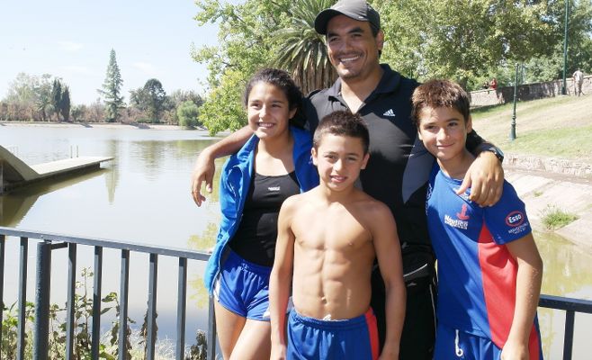 Buena actuación de los nadadores del "Ancla" en Mendoza