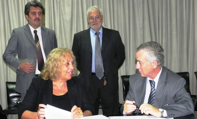 Firma Cloacas