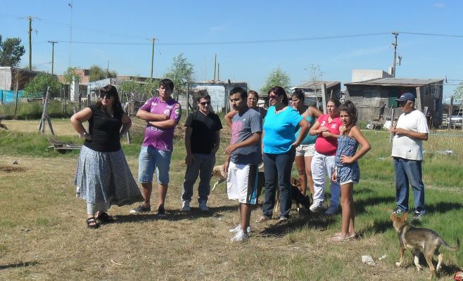 Dirigentes del FAP Campana se reunieron con vecinos del Bo.San Cayetano